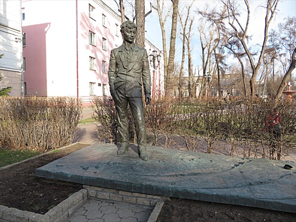 125-Памятник Александру Вампилову